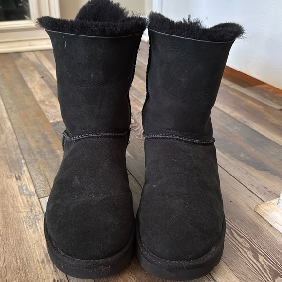 UGG Bailey Bow II Boots Size 10 - Picture 2 of 7